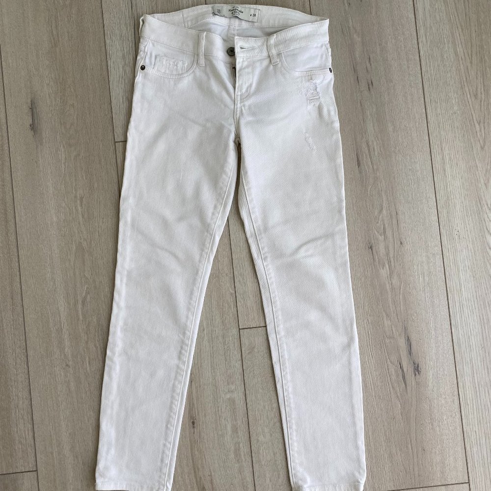 Abercrombie & Fitch White Jeans Size 00/w24 Low Rise